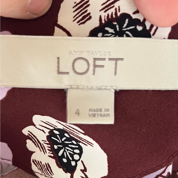 LOFT Maroon Floral Long Sleeve Dress with Deep V Back – Size 4 - Picture 6 of 7